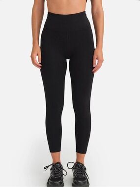 Black High-Rise Women's Leggings